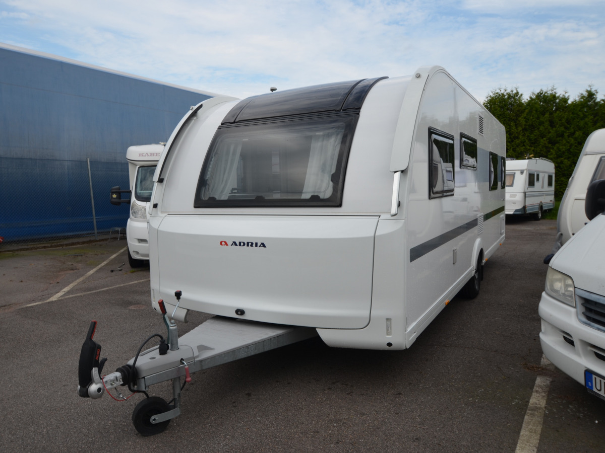 Adria adora 613 ut (AC), bild 1 av 20