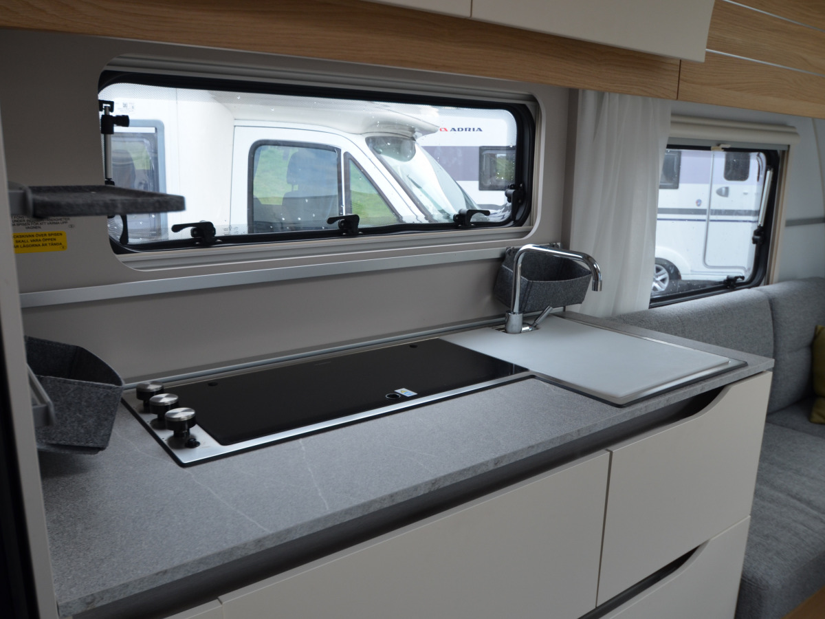 Adria adora 613 ut (AC), bild 12 av 20