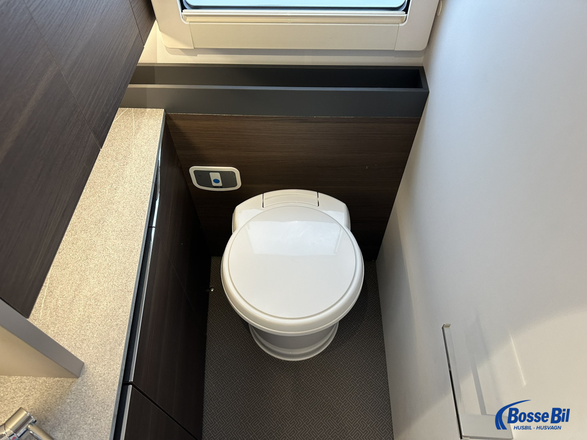 Adria Alpina 663 HT, bild 9 av 19
