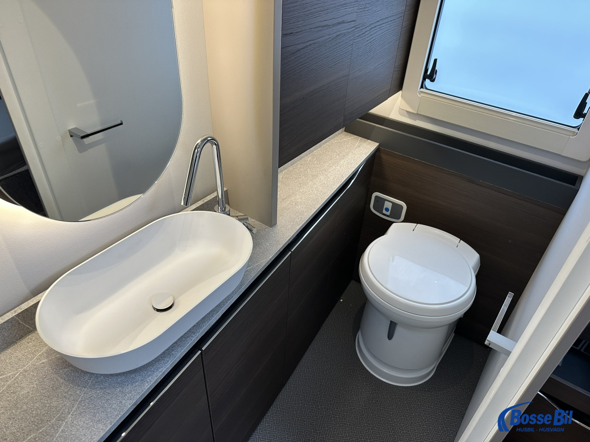 Adria Alpina 663 HT, bild 10 av 19