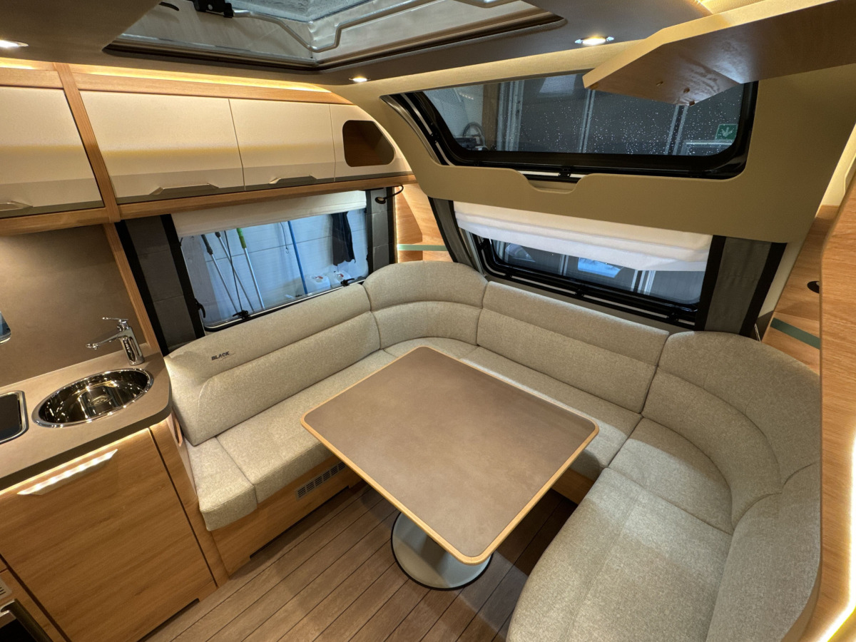 Knaus SÜDWIND BLACK SELECTION 580 UF, bild 7 av 16