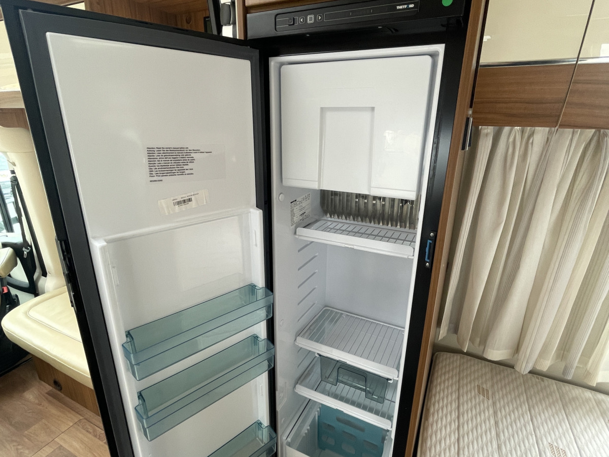 Hymer T 668 SL 50-ED AUTOMAT STOR TOALETT I BAK, bild 15 av 27