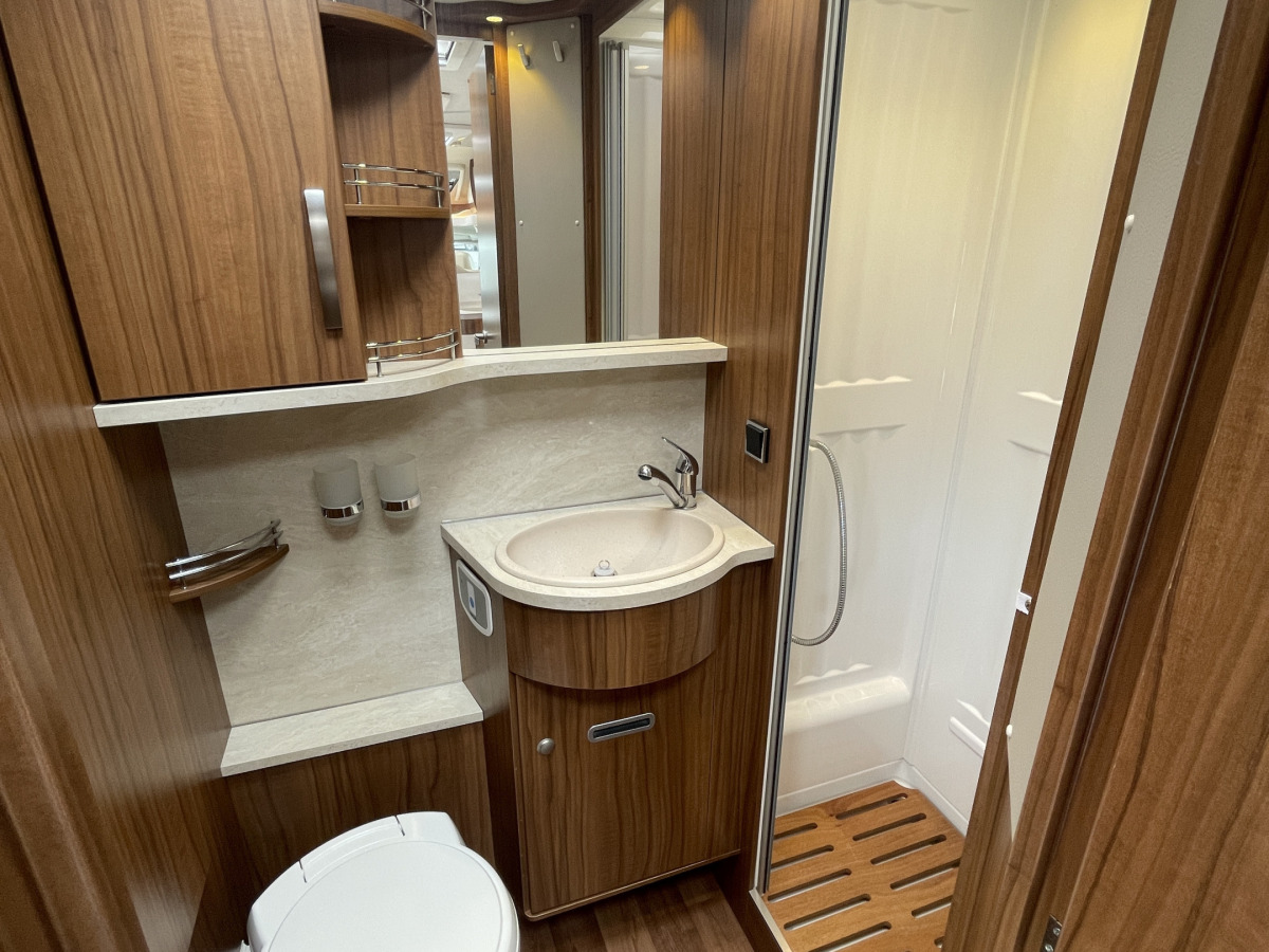 Hymer T 668 SL 50-ED AUTOMAT STOR TOALETT I BAK, bild 18 av 27