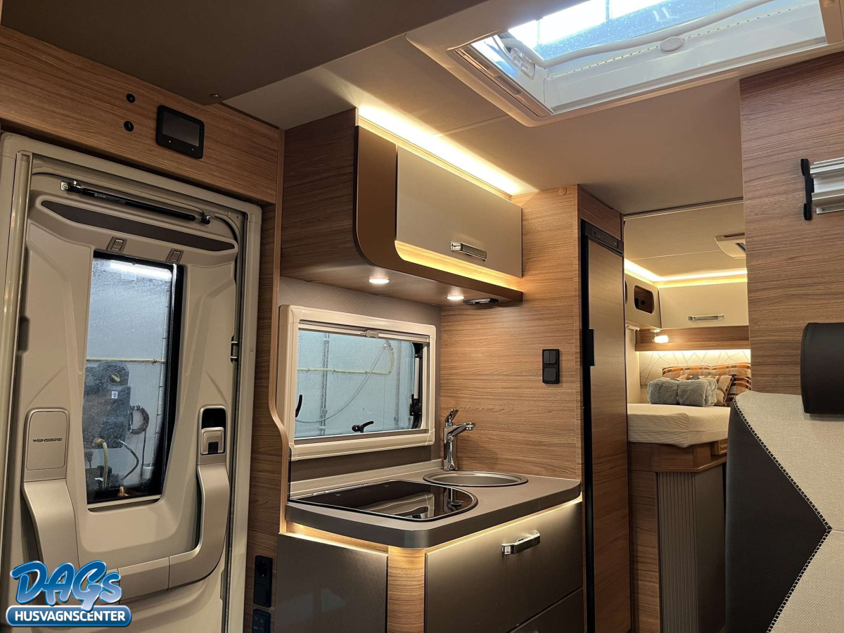Weinsberg 640 MEG CaraCompact EDITION [PEPPER] -Mercedes, bild 12 av 21