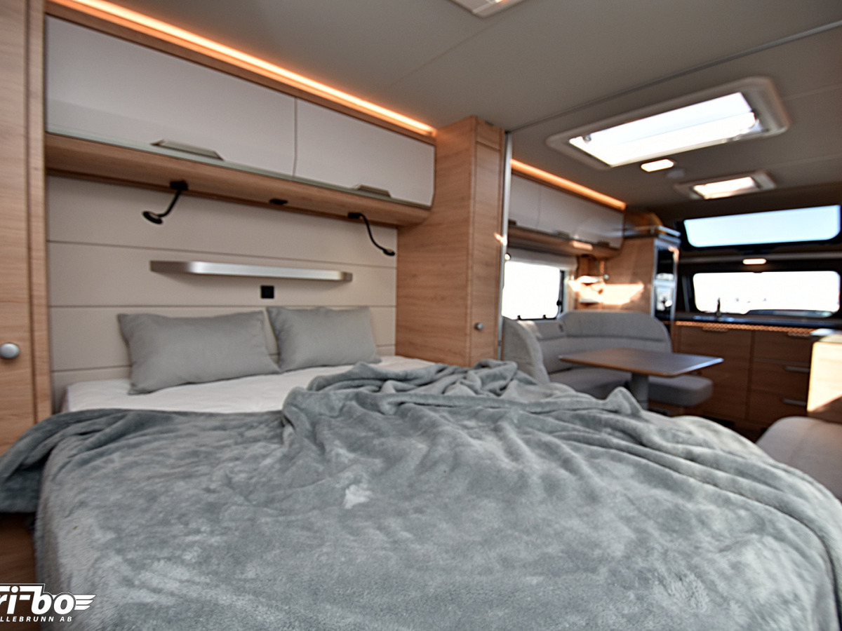 Knaus 650 PXB Südwind, Queenbed, bild 12 av 25