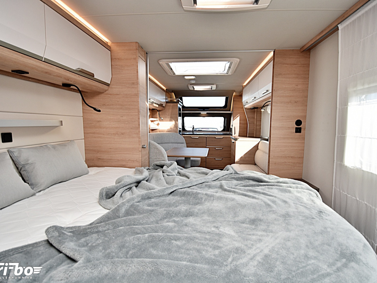Knaus 650 PXB Südwind, Queenbed, bild 13 av 25