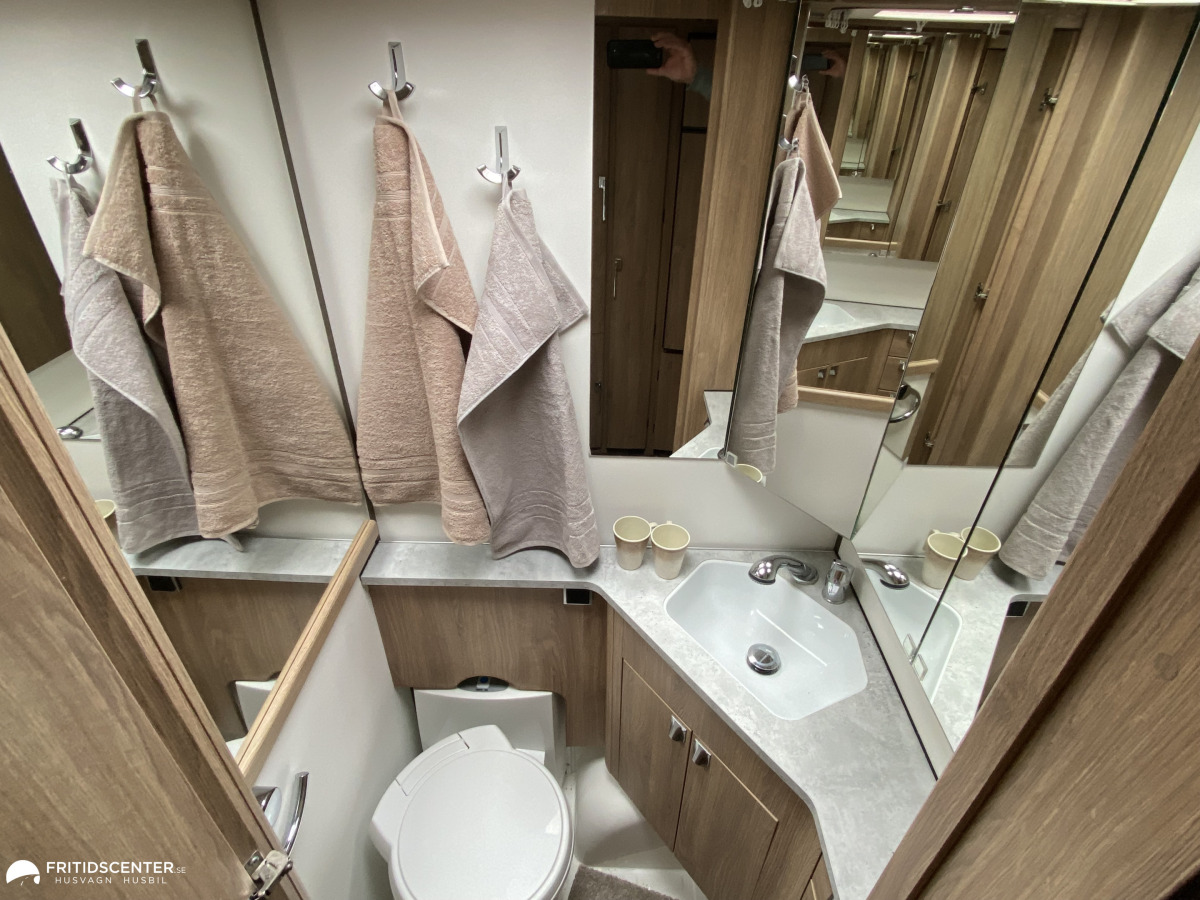 KABE SAFIR 600 GLE KS *Långbäddar / Förtält / Alde*, bild 12 av 22