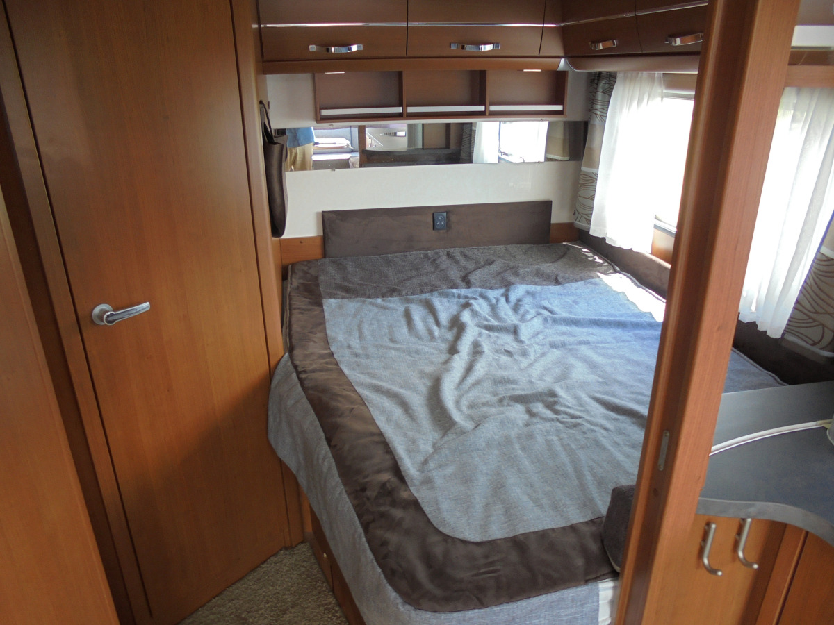 Knaus Südwind Exclusive 560 (markis)(Förtält)(LAGERRENSNING), bild 7 av 10