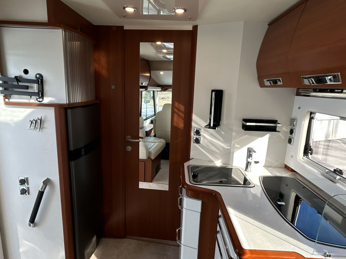 Rapido 8066 DF, bild 23 av 35