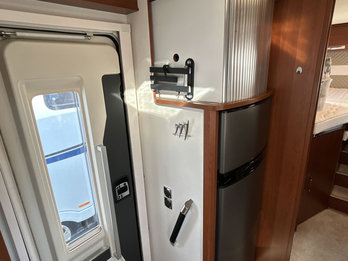 Rapido 8066 DF, bild 25 av 35
