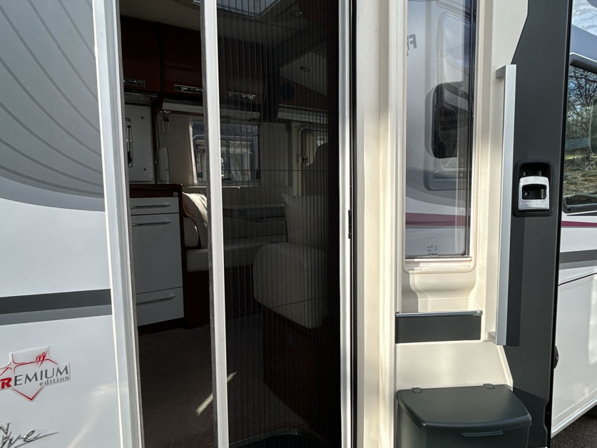 Rapido 8066 DF, bild 34 av 35