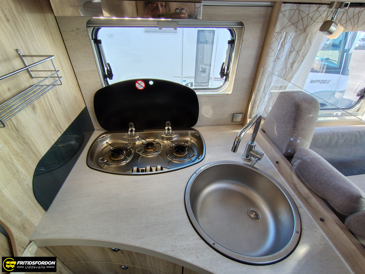 Eura Mobil I 730 EB, ALDE, Automat, bild 9 av 15