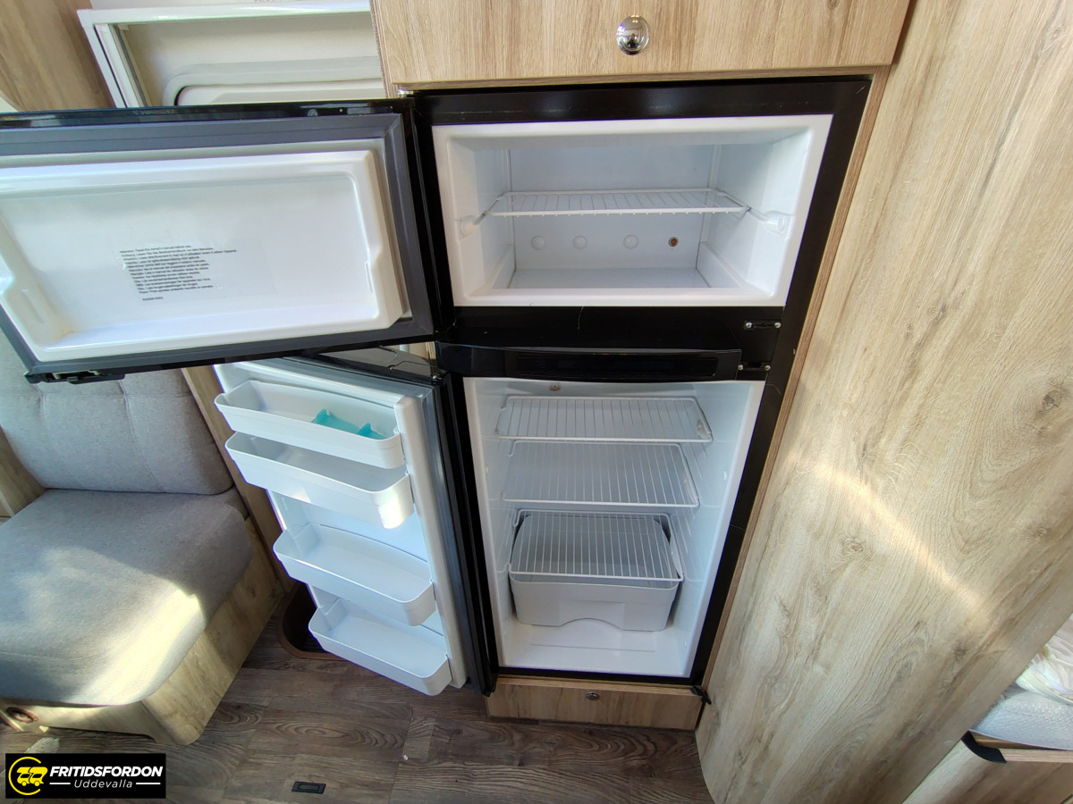 Eura Mobil I 730 EB, ALDE, Automat, bild 10 av 15