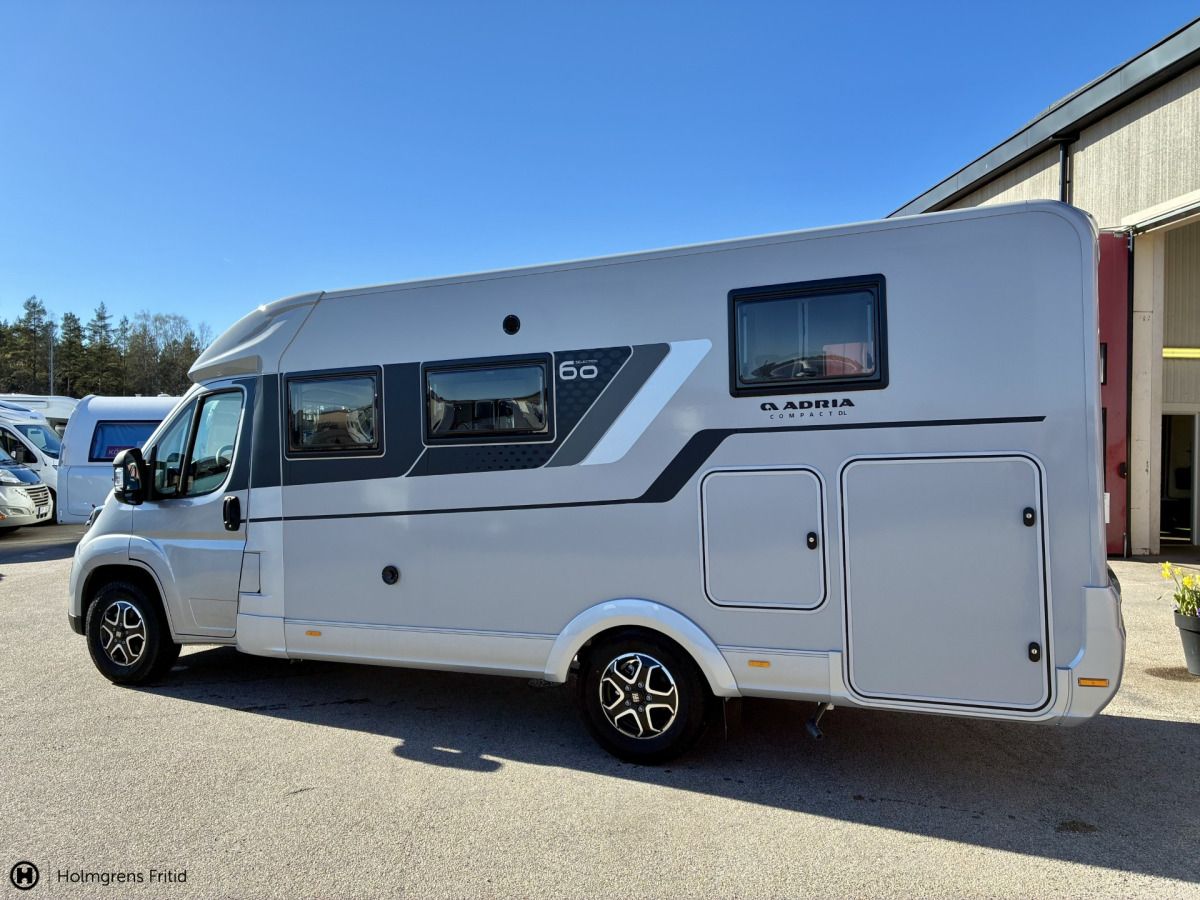 Adria COMPACT DL 60Y - Fiat MultiJet3 140HP (103kW) 35L, bild 4 av 19