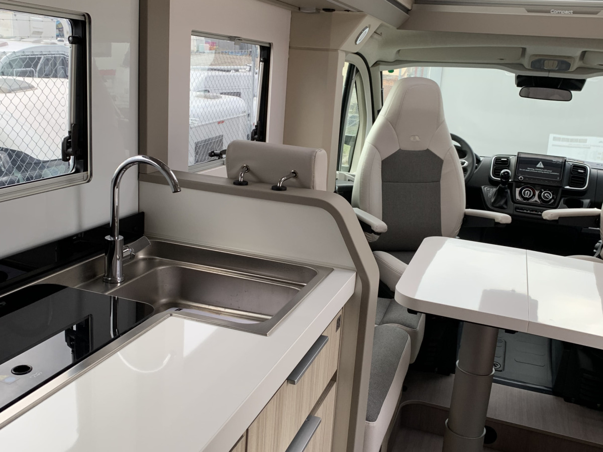 Adria COMPACT DL 60Y - Fiat MultiJet3 140HP (103kW) 35L, bild 10 av 19