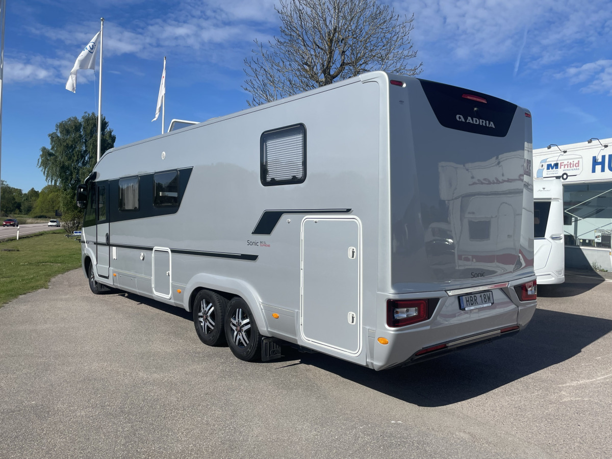 Adria SONIC SUPREME I 810SL (hydraulben, litium), bild 2 av 18