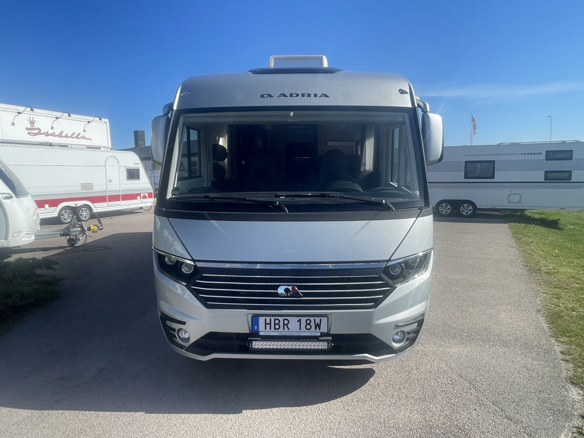 Adria SONIC SUPREME I 810SL (hydraulben, litium), bild 5 av 18