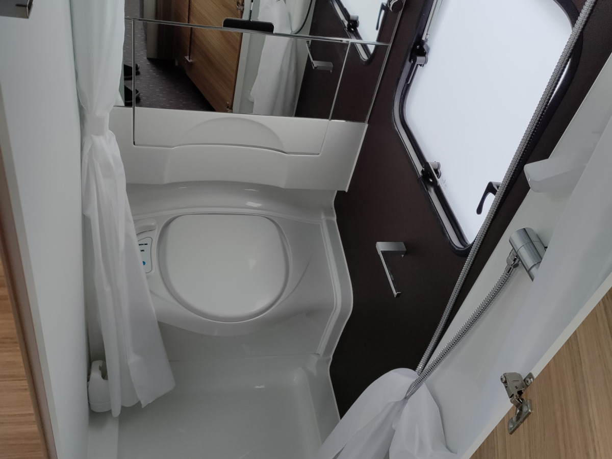 Adria ALTEA 432PX Dubbelbädd, Markis, bild 12 av 12