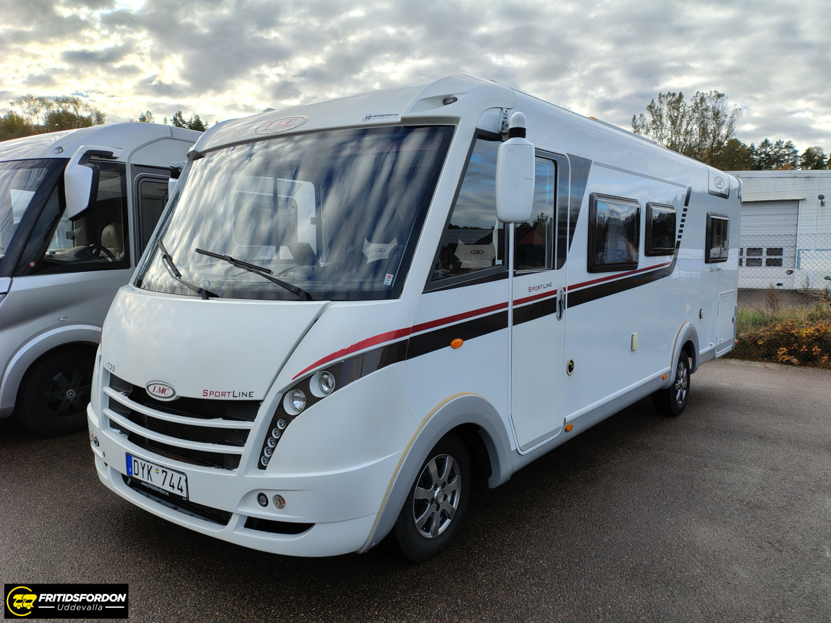 LMC I 745 Explorer Sportline, Automat, Låga enkelbäddar, bild 2 av 19