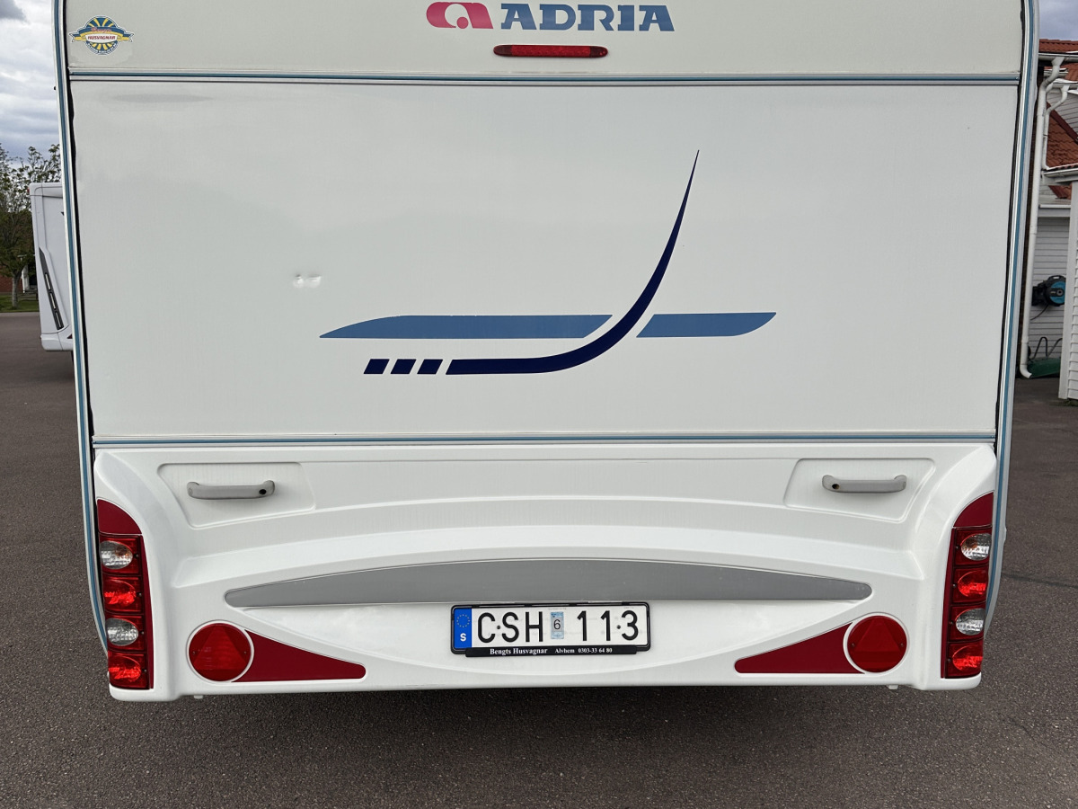 Adria CLASSICA 563 UK ALDE VÅNINGSSÄNG, bild 3 av 19