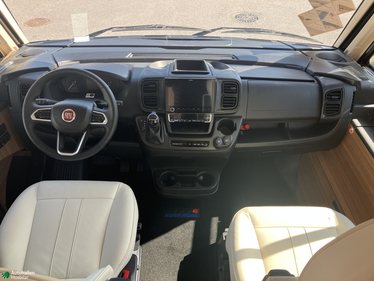 Eura Mobil Sista demo Integra 760 QF ALDE 180hk Automat Skinn Bodels AC- Öppet Lördag -, bild 20 av 20
