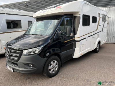 Eura Mobil VECKANS KLIPP - PROFILA 696 långbädd / Hydraul EP