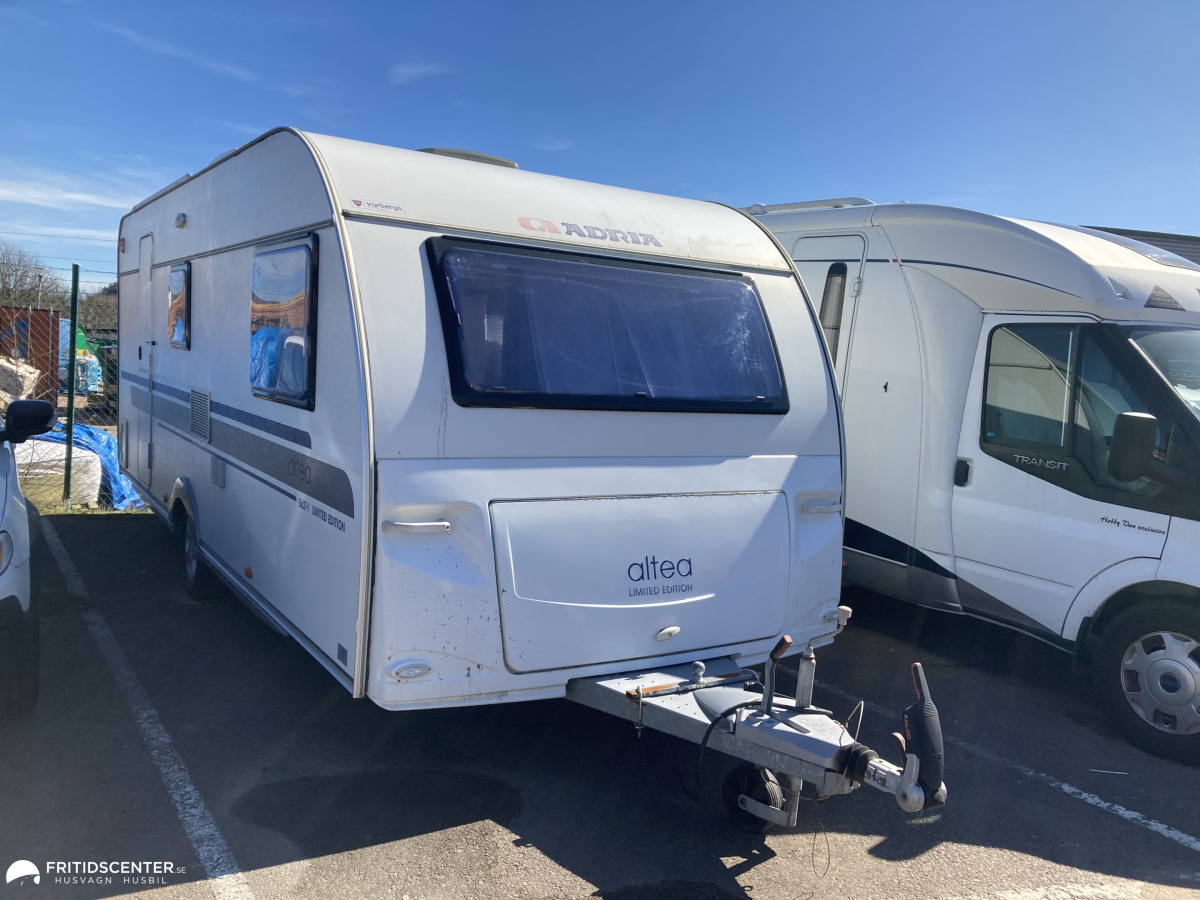 Adria ALTEA 562 PK *Våningssäng / Perfekt familjevagn, bild 1 av 14