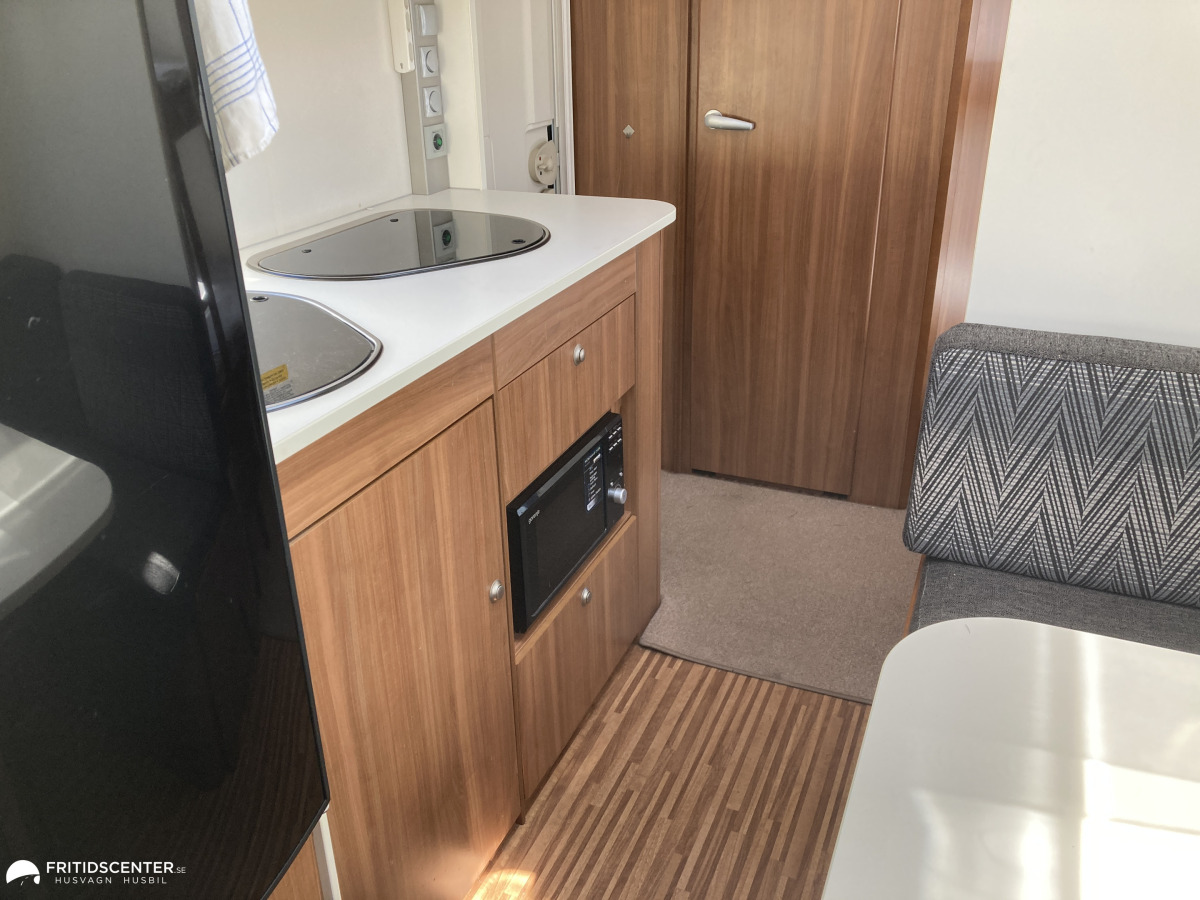 Adria ALTEA 562 PK *Våningssäng / Perfekt familjevagn, bild 9 av 14