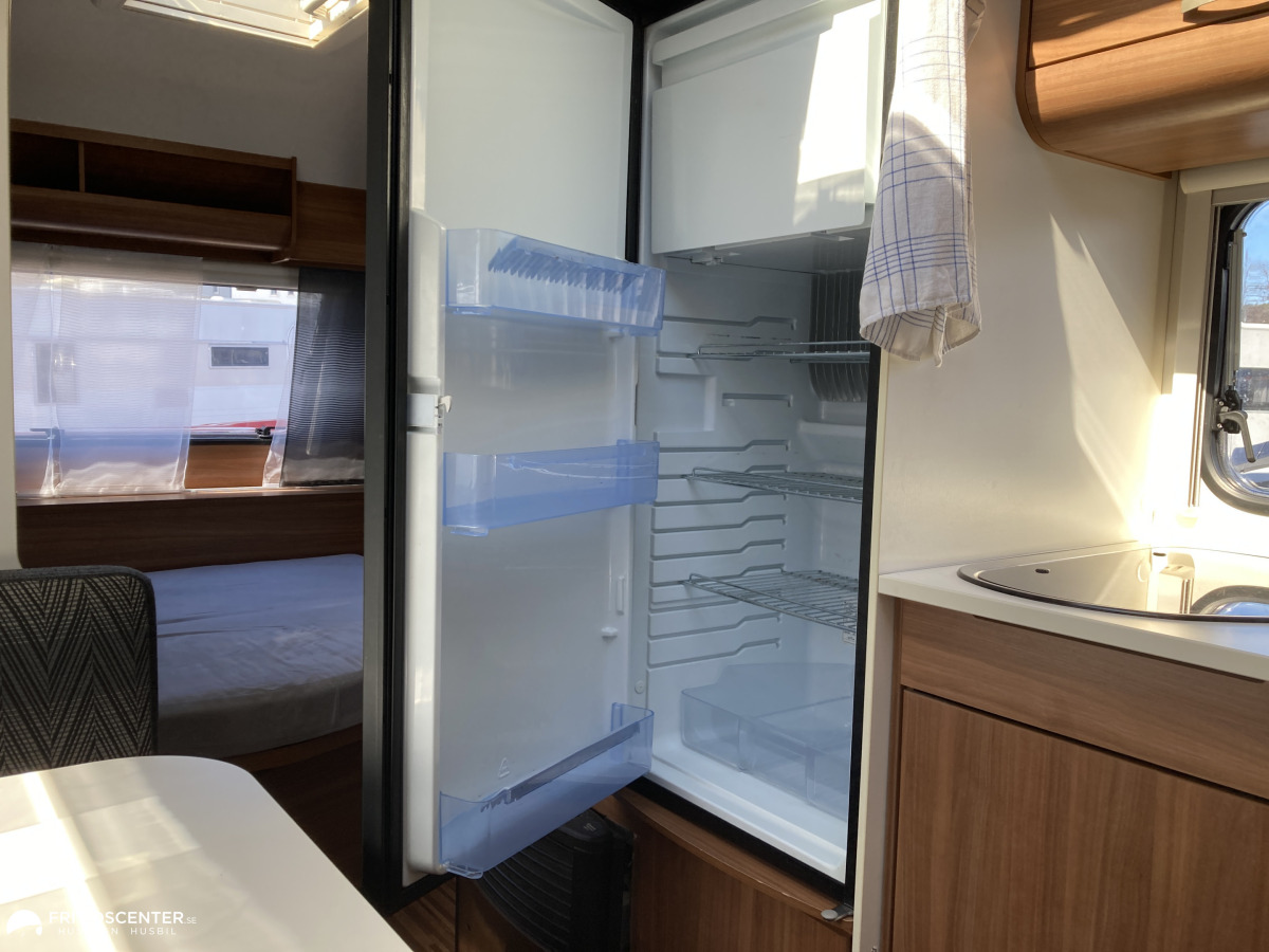 Adria ALTEA 562 PK *Våningssäng / Perfekt familjevagn, bild 11 av 14