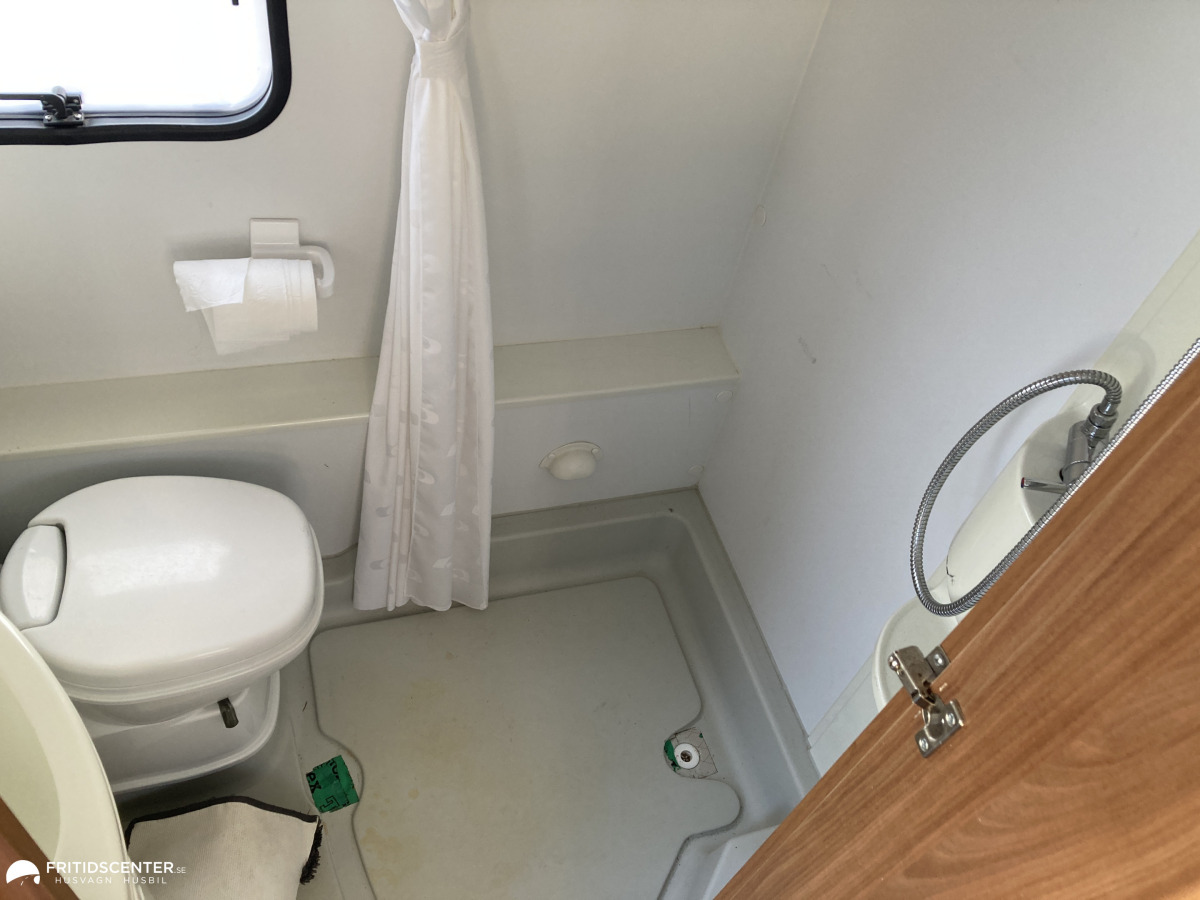Adria ALTEA 562 PK *Våningssäng / Perfekt familjevagn, bild 14 av 14
