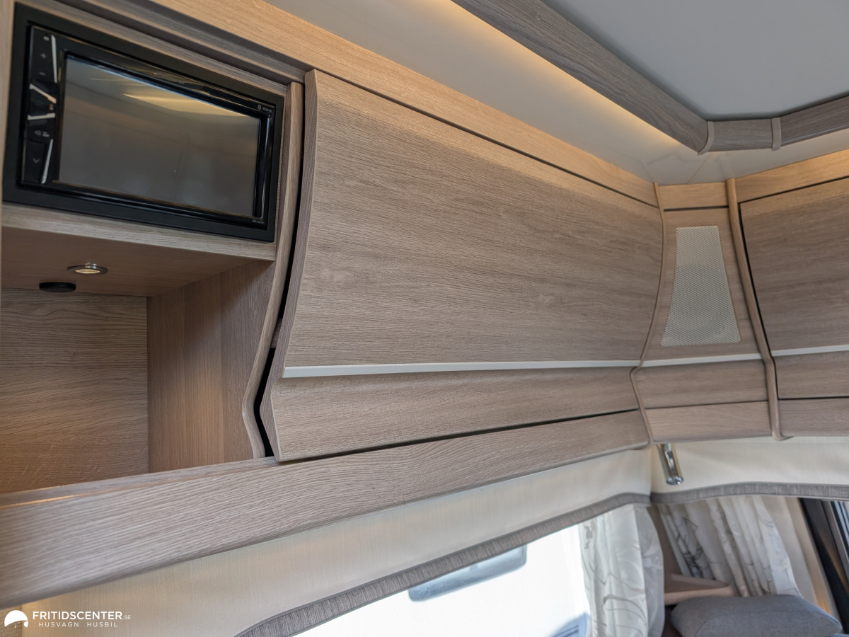 KABE ROYAL 630 TDL KS *Queensbed / Ljus inredning / ALDE, bild 22 av 26