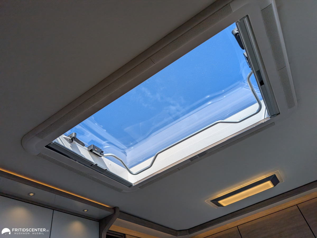 KABE ROYAL 630 TDL KS *Queensbed / Ljus inredning / ALDE, bild 24 av 26