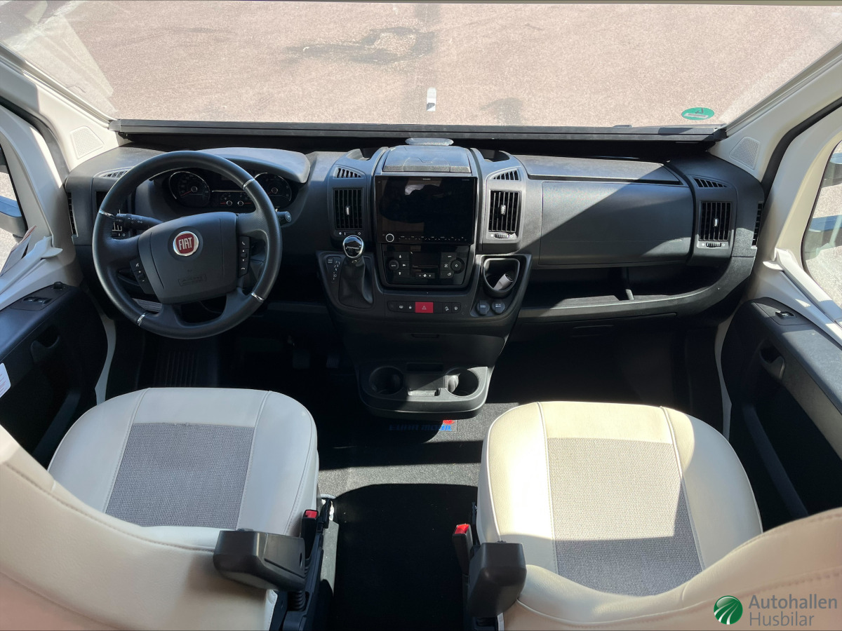 Eura Mobil PT 720 EF (boka visning), bild 3 av 11