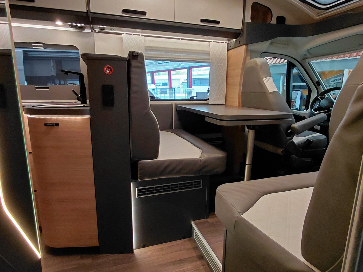 Knaus LVE TI PLATINUM SELECTION 700 MEG, bild 3 av 13