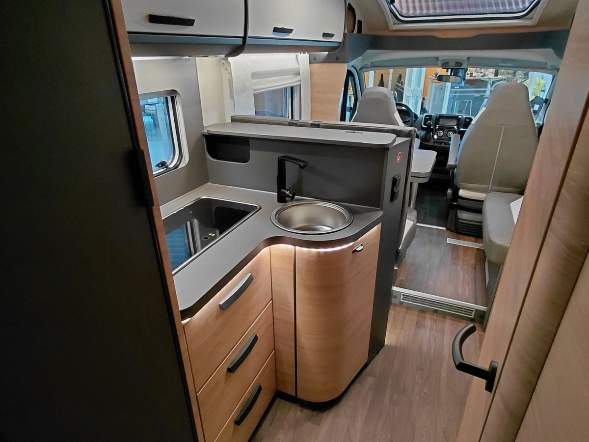 Knaus LVE TI PLATINUM SELECTION 700 MEG, bild 9 av 13