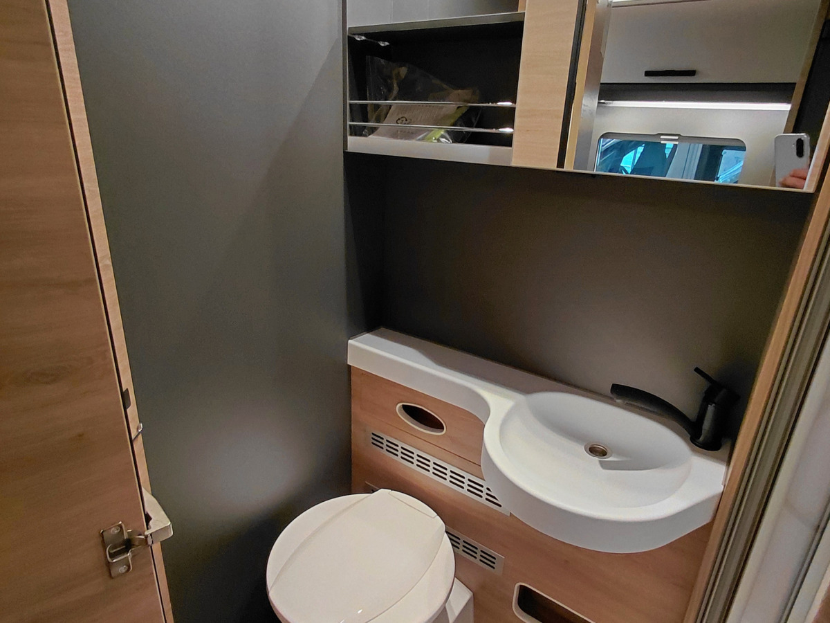 Knaus LVE TI PLATINUM SELECTION 700 MEG, bild 11 av 13