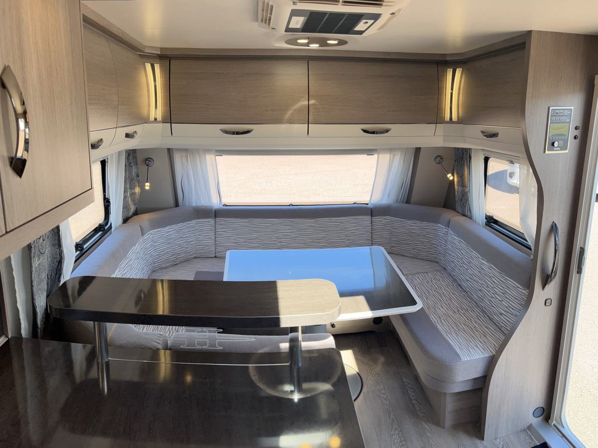 Hobby 660 WFC PRESTIGE // Alde // AC // Cityvatten, bild 8 av 21