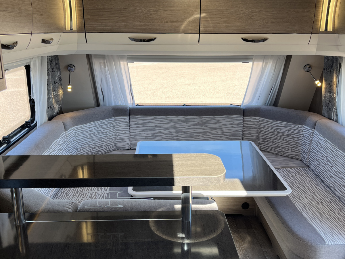 Hobby 660 WFC PRESTIGE // Alde // AC // Cityvatten, bild 9 av 21
