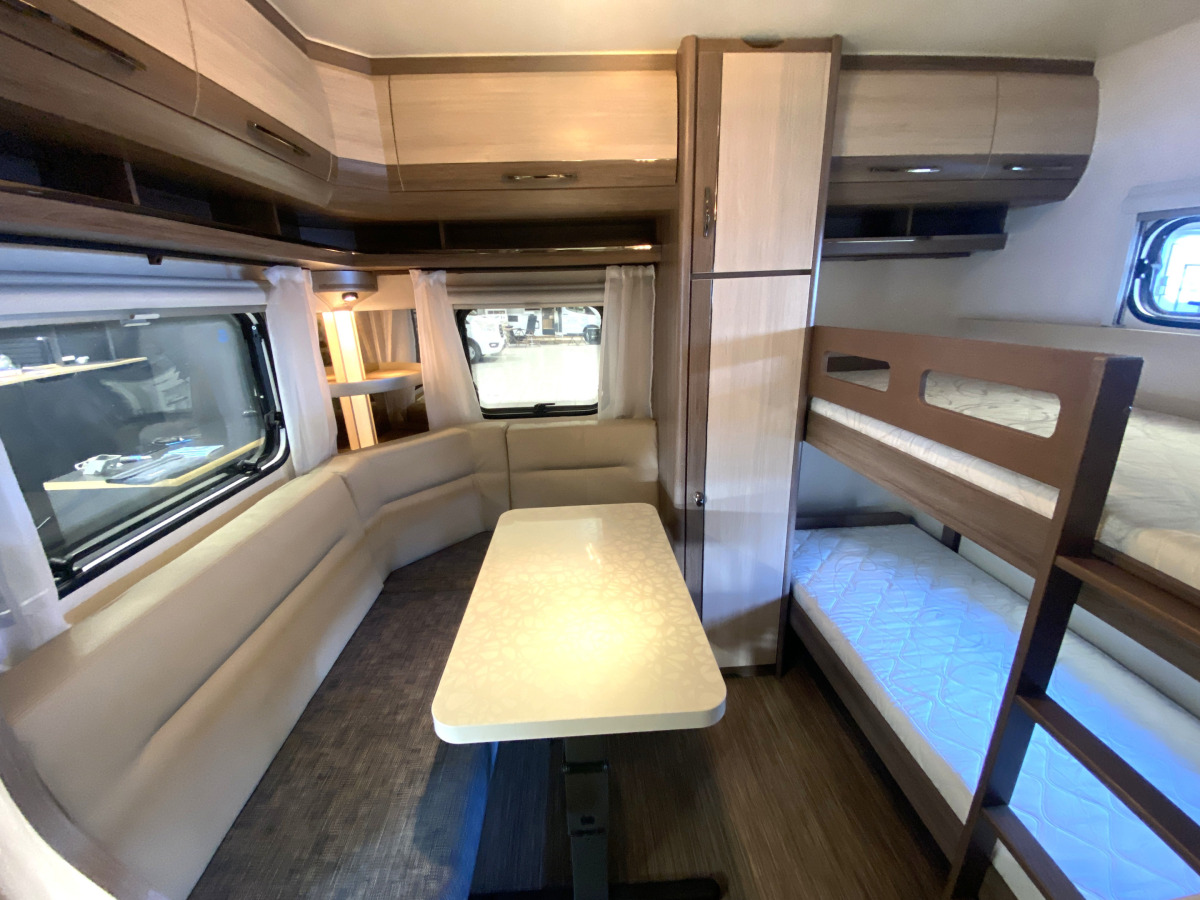 Hobby 650 KMFE DE LUXE, bild 4 av 17