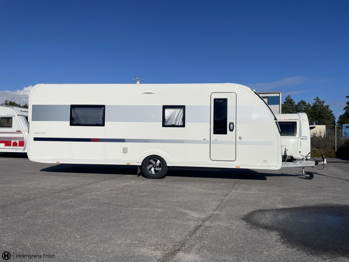 Adria ADORA 613 HT ALDE FRONTKÖK STOR TOALETT, bild 2 av 20