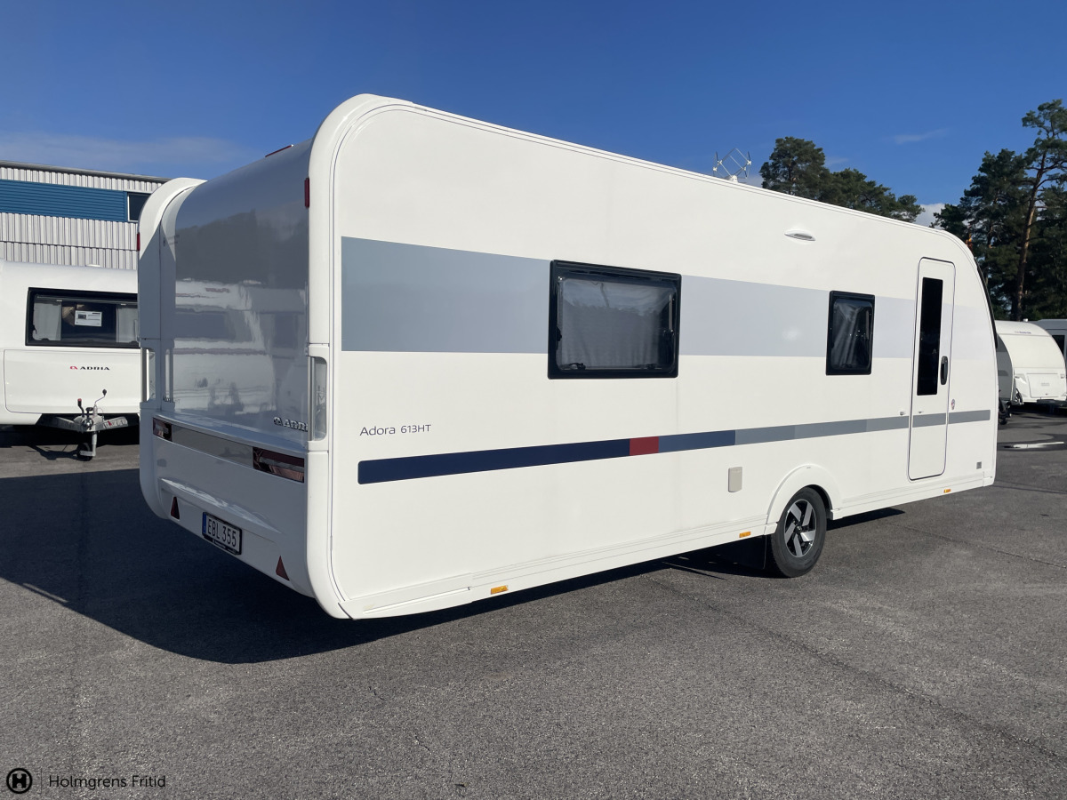 Adria ADORA 613 HT ALDE FRONTKÖK STOR TOALETT, bild 3 av 20