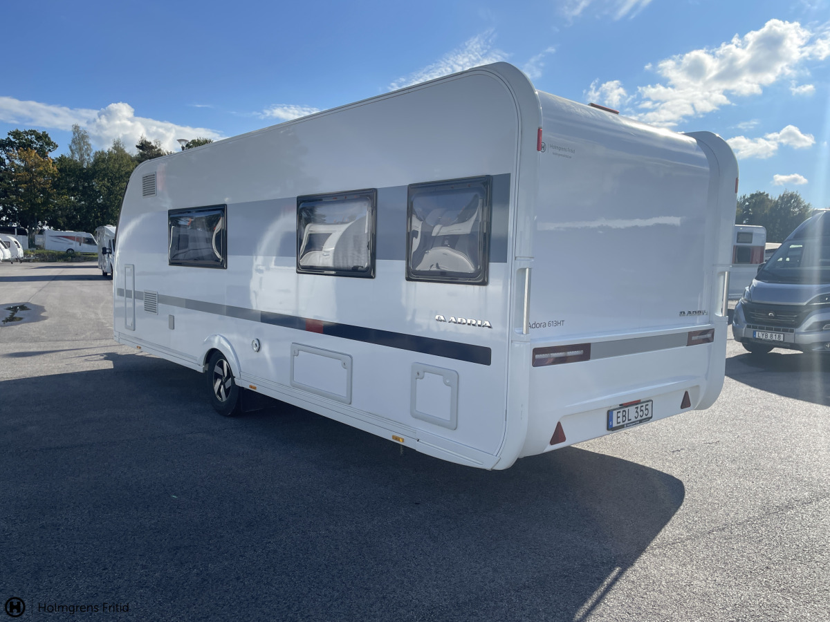 Adria ADORA 613 HT ALDE FRONTKÖK STOR TOALETT, bild 4 av 20