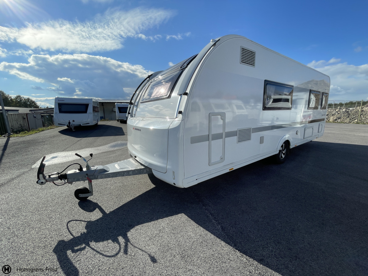 Adria ADORA 613 HT ALDE FRONTKÖK STOR TOALETT, bild 6 av 20