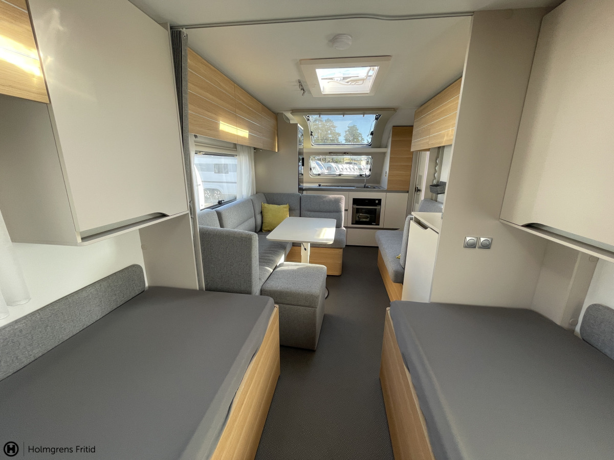 Adria ADORA 613 HT ALDE FRONTKÖK STOR TOALETT, bild 17 av 20