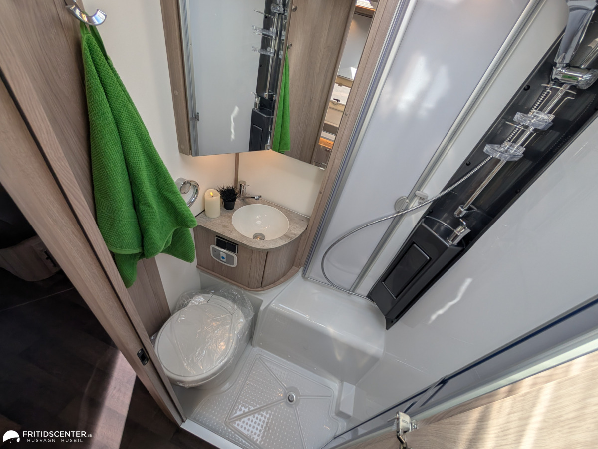 KABE TRAVEL MASTER Classic 740 LGB *ALDE / Classic är tillbaka, bild 20 av 30