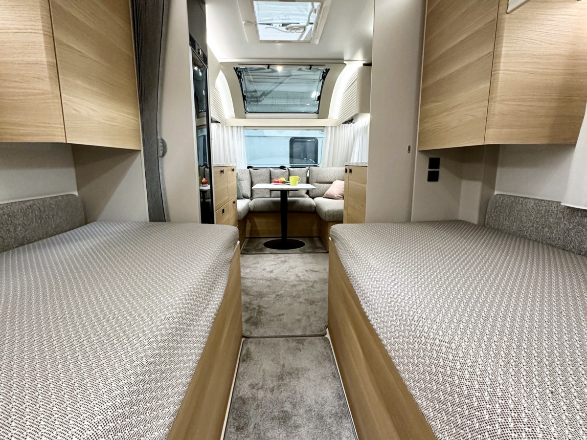 Adria ADORA 572 UT, bild 13 av 15