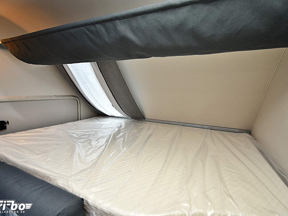 Knaus 480 QL Sport Fun Black Selection, Dubbelbädd, bild 18 av 26