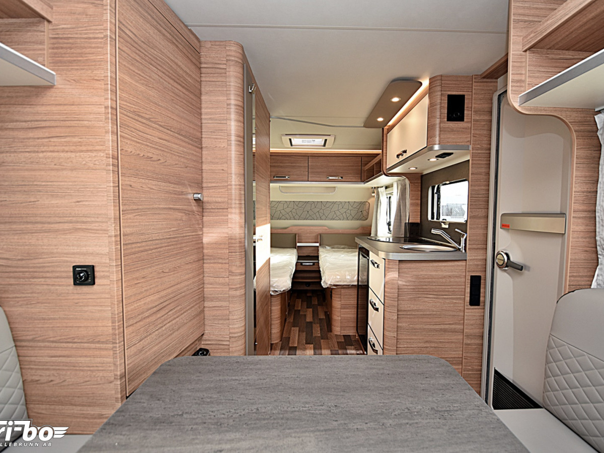 Weinsberg 480 EU CaraOne EDITION [HOT], Långbäddar, bild 7 av 26