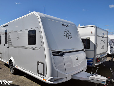 Knaus 500 FU AZUR, Dubbelbädd