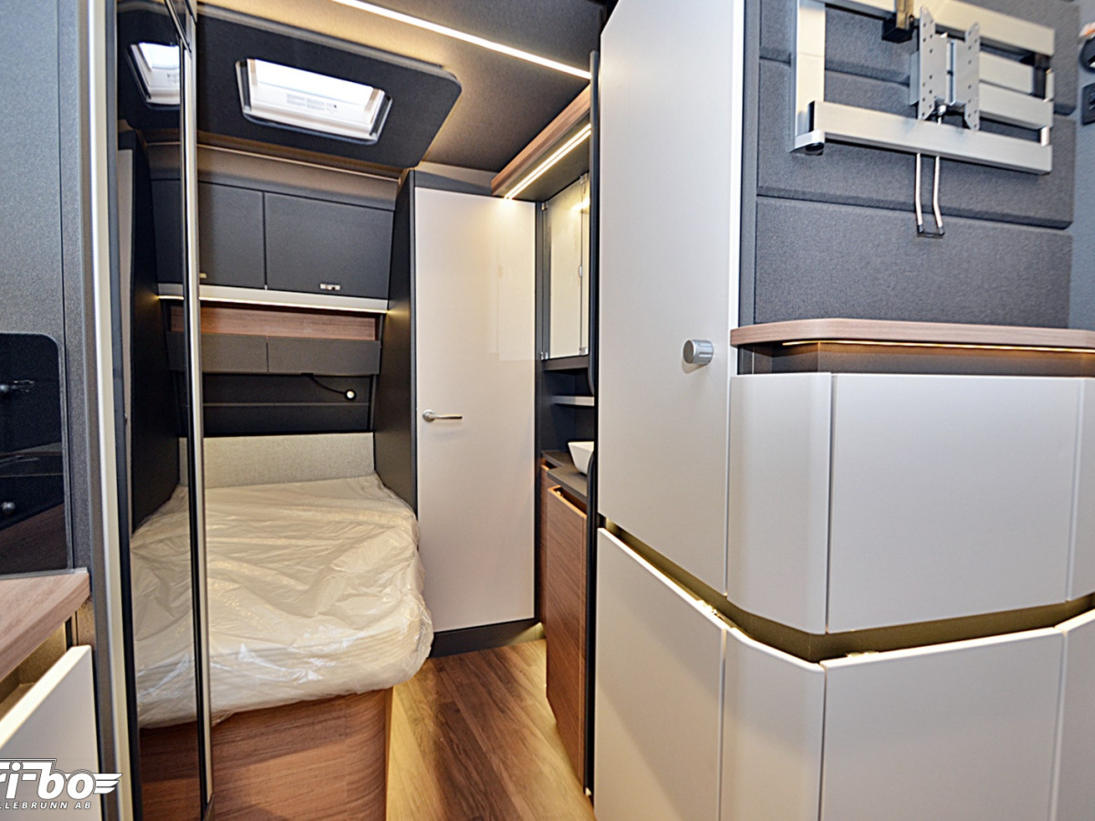 Knaus 500 FU AZUR, Dubbelbädd, bild 11 av 30